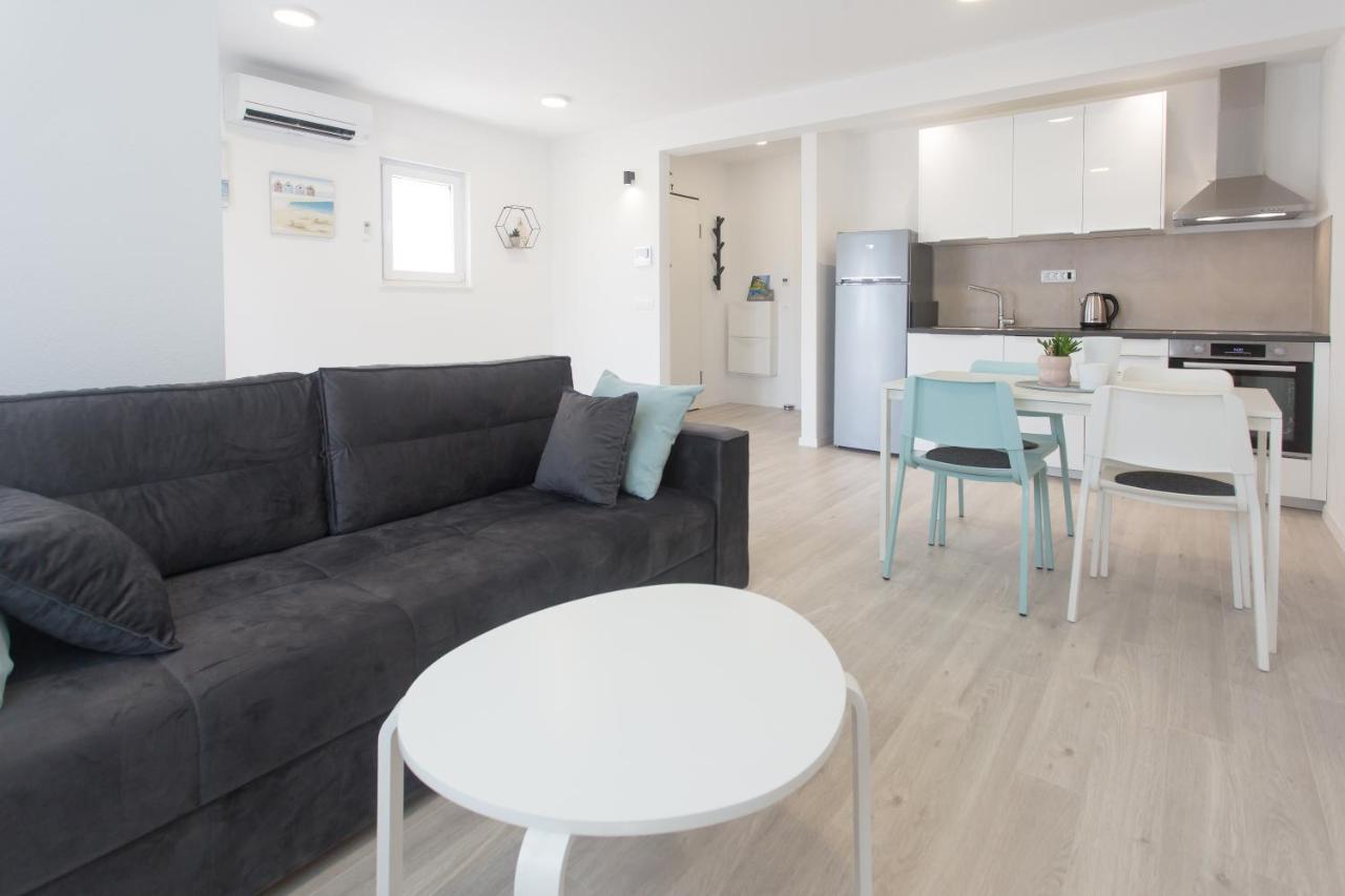 Delminium Apartment Kastela Ngoại thất bức ảnh