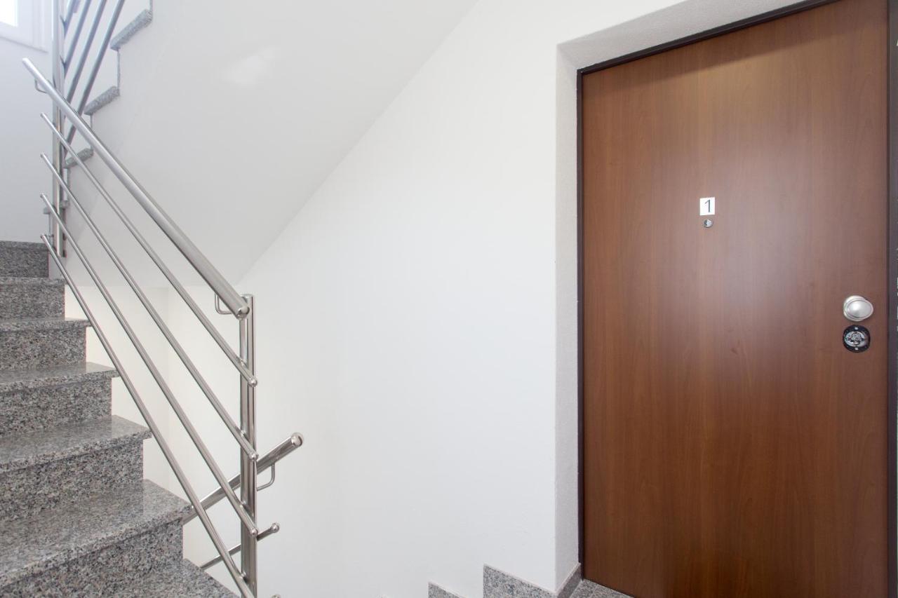 Delminium Apartment Kastela Ngoại thất bức ảnh