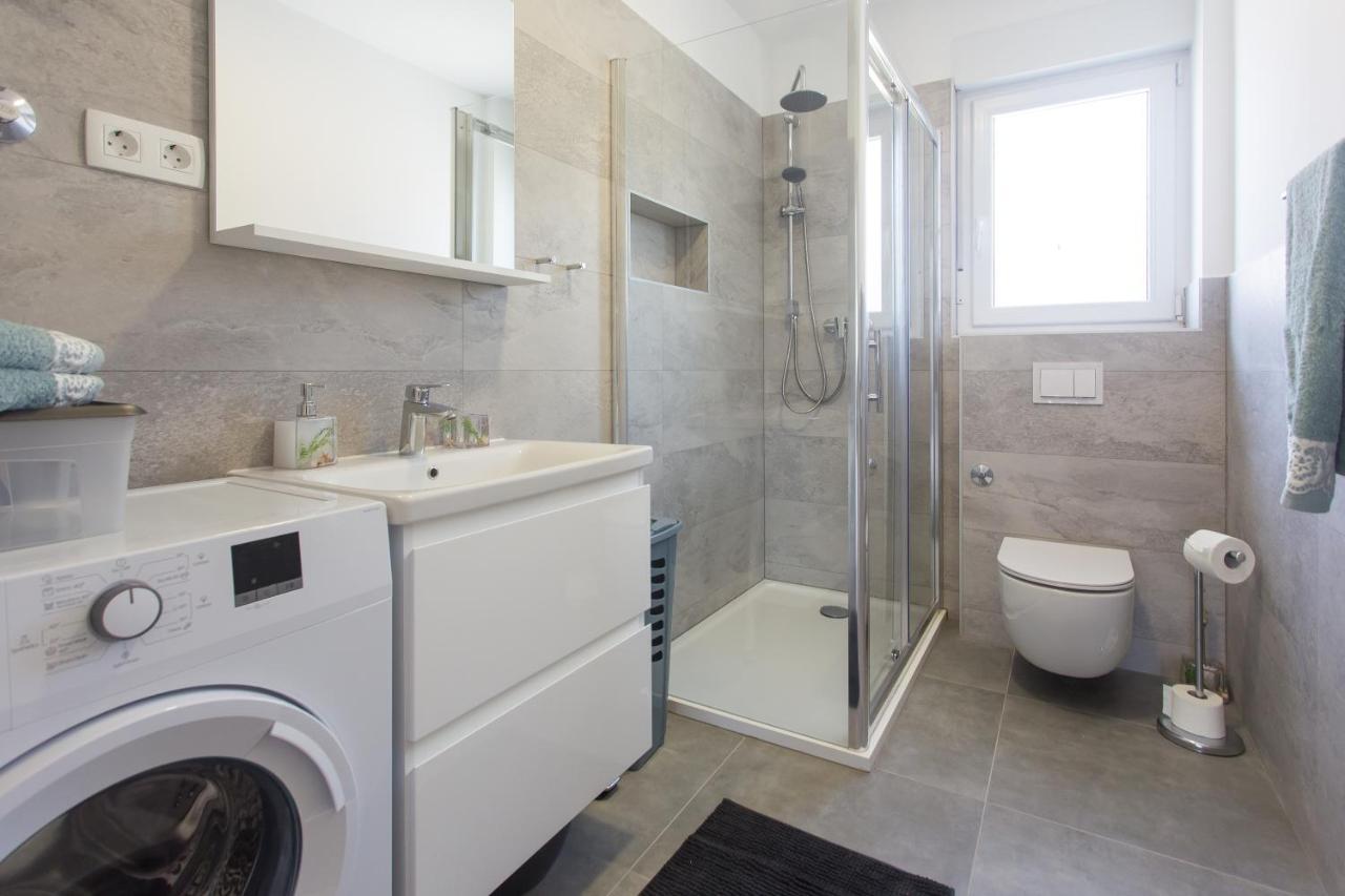 Delminium Apartment Kastela Ngoại thất bức ảnh