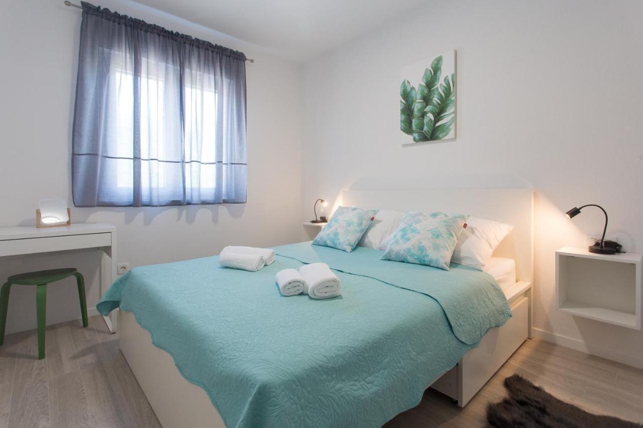 Delminium Apartment Kastela Ngoại thất bức ảnh