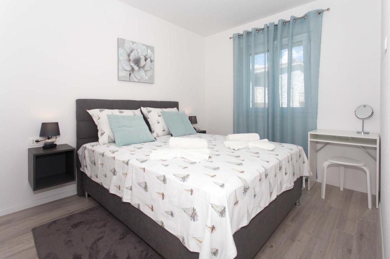Delminium Apartment Kastela Ngoại thất bức ảnh