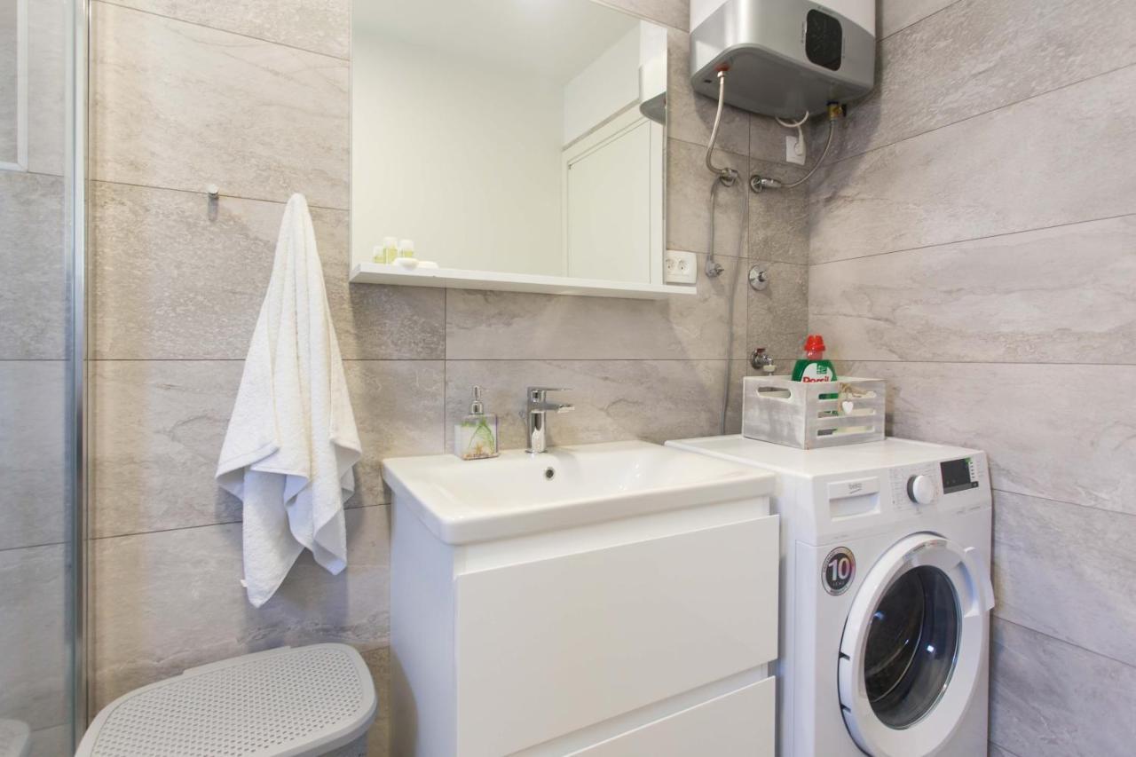 Delminium Apartment Kastela Ngoại thất bức ảnh
